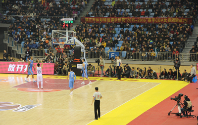 4、镇江体彩全程助力CBA精彩赛事 江苏肯帝亚大胜北京首钢照片.jpg