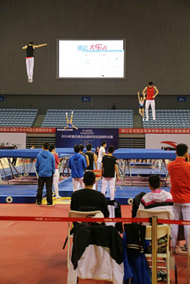 4、“体彩大乐透”亮相蹦床奥运选拔赛 完美上演镇江“空中芭蕾秀”照片.jpg