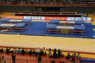 2、“体彩大乐透”亮相蹦床奥运选拔赛 完美上演镇江“空中芭蕾秀”照片.jpg