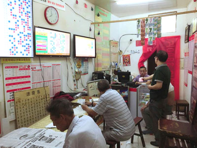 1503452202779615.jpg 微笑是最动人的热情——记连云港07703网点3.jpg