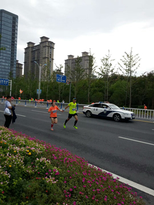 1506323796955136.jpg 海安体彩助力2017幸福迷你马拉松(海安站)长跑活动1.jpg