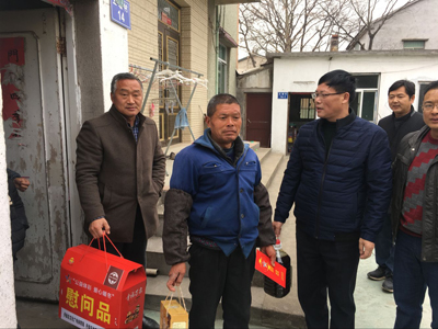 3、公益体彩传递正能量 镇江丹徒体彩开展爱心暖冬活动照片.jpg