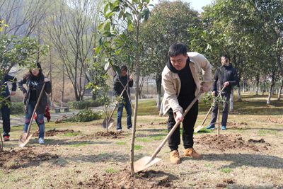 留住绿水青山，南京体彩义务植树为博爱之都添彩抹绿4.jpg