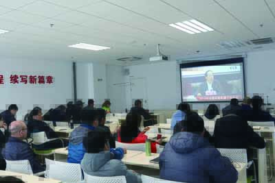 1522311040740213.jpg 南京体彩组织观看全国体彩工作会议视频直播.jpg