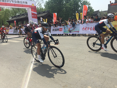 1524733248766143.jpg 骆马湖公开赛开骑--陈劲宇.jpg