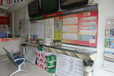 专业成就梦想 记扬州10218网点业主冯顺宝2.jpg