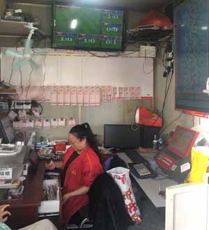 1526525702190617.jpg 贴心服务聚人气 体彩小站生意火-1.jpg