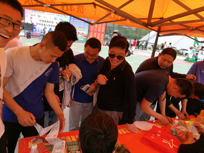 【江苏体彩20年】公益体彩助力盱眙运动健儿展现篮球精神 (1).jpg