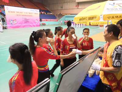 6、舞出健康添“彩”生活 镇江体彩助力“我要上省运”广场舞比赛.jpg