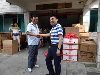 1537433289937226.jpg 2、金秋送关爱 镇江丹阳体彩中秋节前慰问敬老院老人照片.jpg