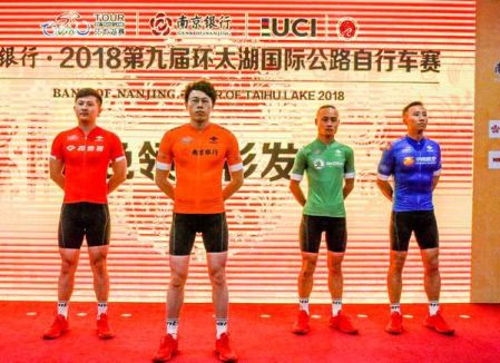 1537939196783969.jpg b.jpg