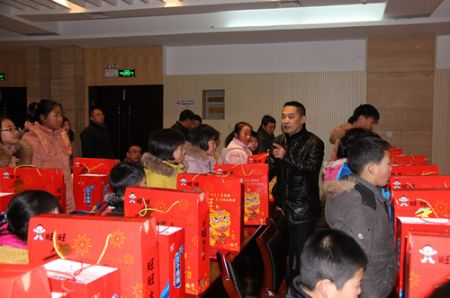 泰州 最是书香能致远 公益体彩爱心助学活动 3_副本.jpg