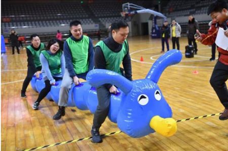 扬州体彩中心参加市体育系统首届趣味运动会 2_副本.jpg