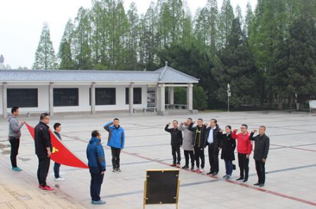 纪念“五四”运动100周年 淮安体彩开展红色教育活动 (4)_副本.jpg