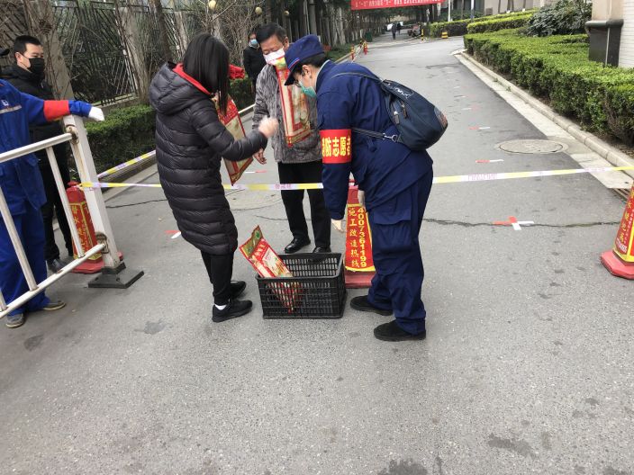 1583546176176471.jpg 彭玲1.jpg