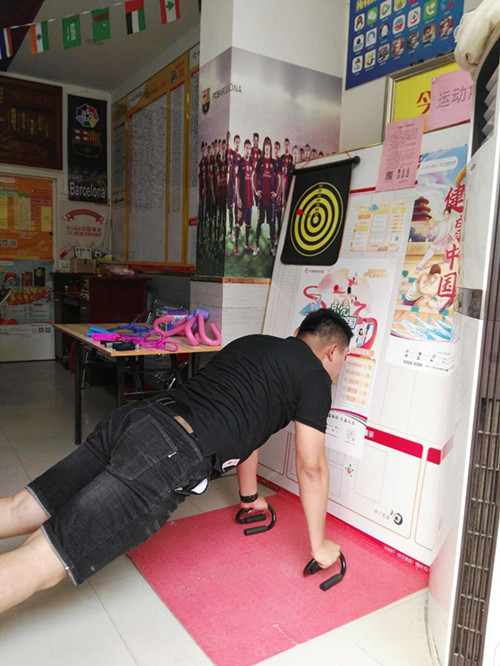 1595225782843228.jpg 宿迁体彩网点为“点亮健康中国”加油2_副本.jpg