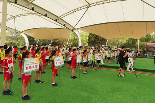 1598341451840730.jpg 体彩公益金助宿迁成功举办江苏省少儿门球比赛2_副本.jpg