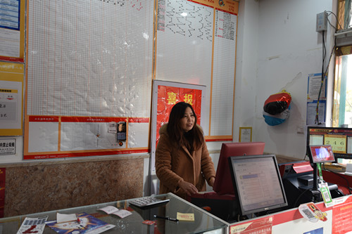 淮安购彩者喜获7位数特等奖500万元 (2)_副本.jpg