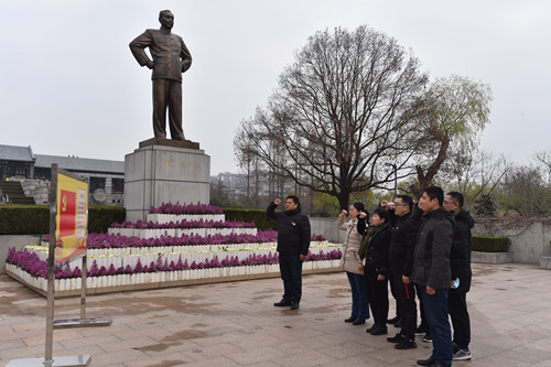 淮安体彩开展“思念敬爱的周总理”系列活动 (1)_副本.jpg