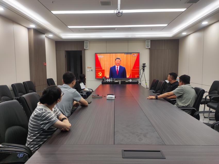 照片.jpg 照片.jpg