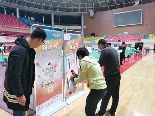 连云港东海成功举办羽毛球赛暨“体彩健身达人秀”活动4_副本.jpg 连云港东海成功举办羽毛球赛暨“体彩健身达人秀”活动4_副本.jpg