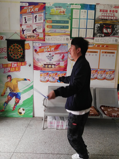 趣味健身运动在宿豫区体彩网点火起来2_副本.jpg 趣味健身运动在宿豫区体彩网点火起来2_副本.jpg