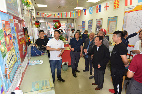 遇见欧洲杯   淮安“6__16江苏彩民节”系列活动走进淮安区体彩网点 (1)_副本.jpg