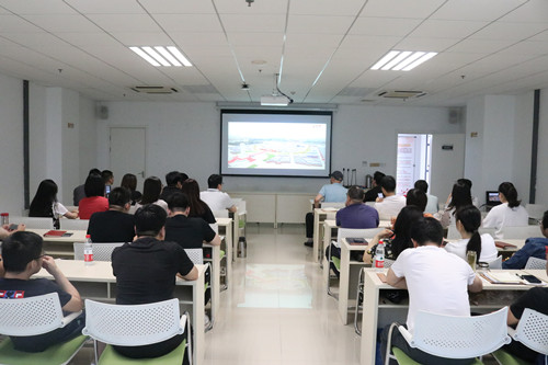 中心全体员工观看建党100周年大会直播_副本.jpg 中心全体员工观看建党100周年大会直播_副本.jpg