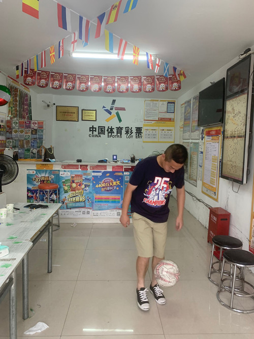 连云港灌南体彩业主积极参与“体彩健身达人秀”活动1_副本.jpg 连云港灌南体彩业主积极参与“体彩健身达人秀”活动1_副本.jpg