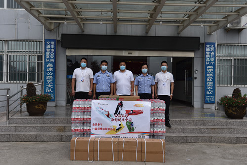 公益体彩行 淮安体彩助力抗疫一线防疫工作_副本.jpg