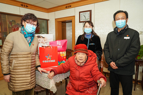 常州体彩开展“公益体彩 爱心暖冬”活动-3_副本.jpg 常州体彩开展“公益体彩 爱心暖冬”活动-3_副本.jpg