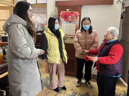 南通市体彩中心开展“冬日暖心 送温暖”慰问活动_副本.jpg