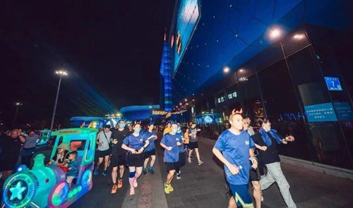 体彩公益金助力2022连云港浪漫荧光跑活动成功举办 (2)_副本.jpg
