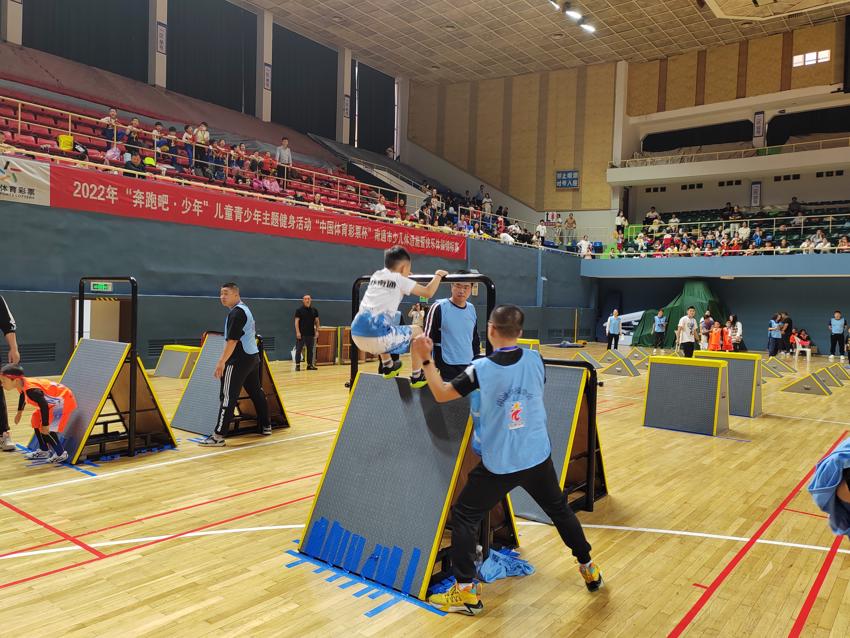 体彩公益金助力 2022年“奔跑吧-少年”南通市少儿体适能暨快乐体操锦标赛圆满落幕3.jpg 体彩公益金助力 2022年“奔跑吧-少年”南通市少儿体适能暨快乐体操锦标赛圆满落幕3.jpg