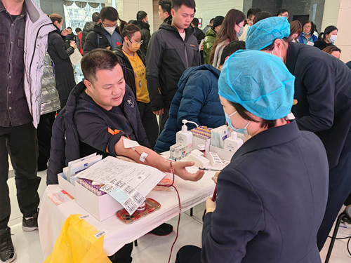 学雷锋献爱心  江苏省体育彩票管理中心员工参与无偿献血_副本.jpg