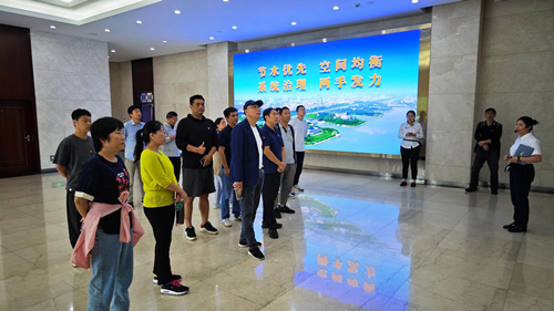 追寻习近平总书记足迹 以学促干强担当2_副本.jpg