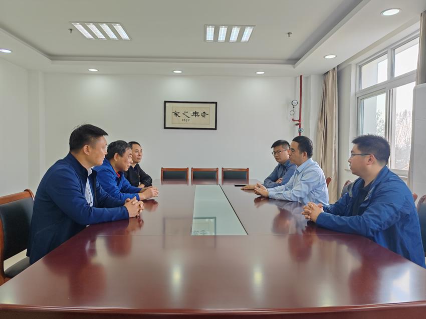 爱心暖重阳 扬州体彩党支部赴仪征新城镇敬老院开展“微光行动之公益体彩关爱季”活动 (6).jpg