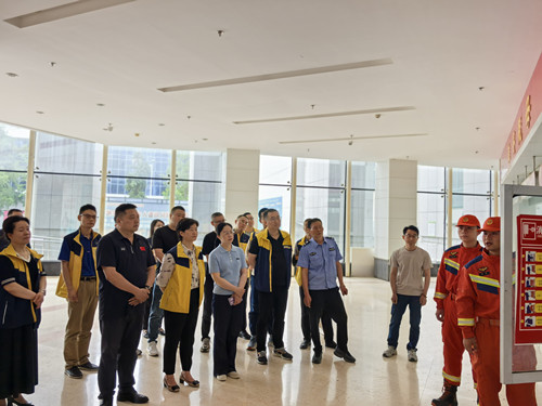 淮安体彩开展安全生产月活动 (3)_副本.jpg