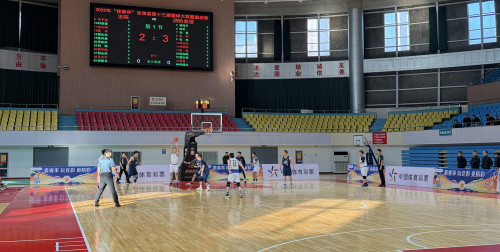 体彩公益金护航！连云港东海第十三届篮球大联盟邀请赛燃情开赛 (2)_副本.jpg