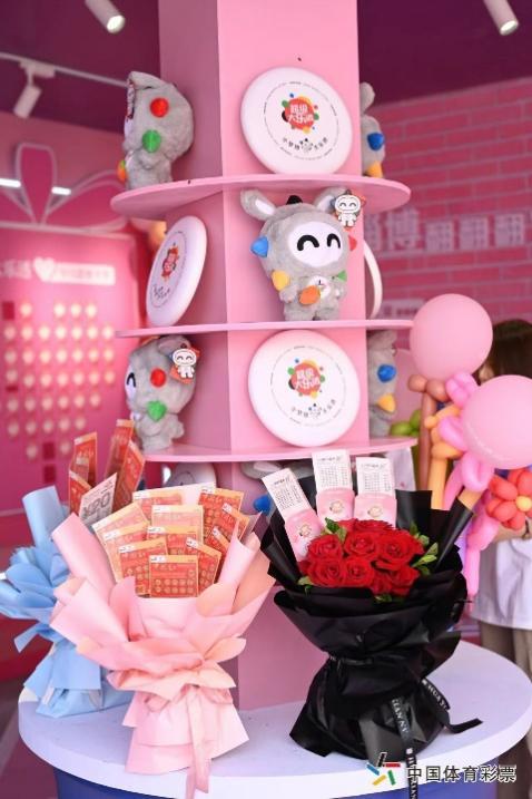 C:\Users\lenovo\AppData\Local\Temp\WeChat Files\b1a4c8dd8eb8328b8e4702a4df43ea9.jpg