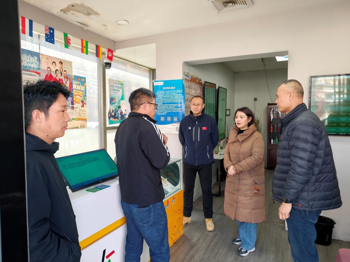 调研照片1.jpg 调研照片1.jpg