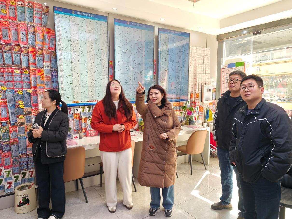 调研照片5.jpg 调研照片5.jpg