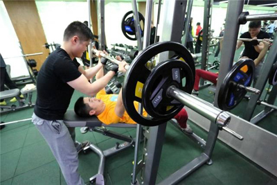 4、镇江体彩开展 ”&lsquo;黄金世界&rsquo;欢乐端午送健康  连购5张送百元健身券“活动照片.JPG