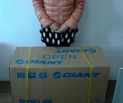 吴中”黑旋风“送礼不停歇 一站点连送五辆单车2.jpg