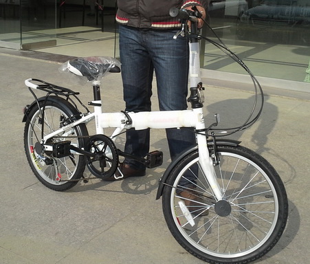 淮安彩民上演帽子戏法 黑旋风继续见证新春骑迹08814.jpg