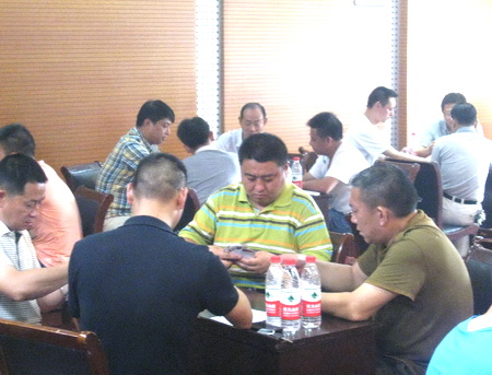 ”体彩杯“掼蛋大赛备受关注 淮安赛区火热开赛 (1).jpg