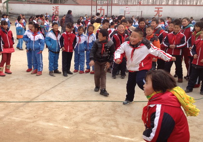 ”公益体彩 快乐操场“走进连云港东海陈栈小学 (7).JPG