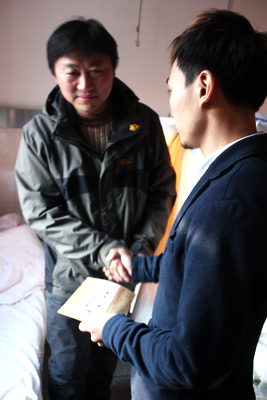 南京体彩爱心爸爸群成立 上演体彩版”爸爸去哪儿“ (2).jpg