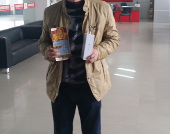 刮”招财进宝“参与抽奖 淮安彩民iphone6中不停 (1).jpg