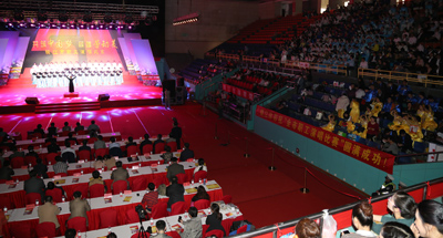 喜迎五一国际劳动节  镇江体彩助力”共筑中国梦&bull;同唱劳动美“全市职工演唱比赛照片2.JPG